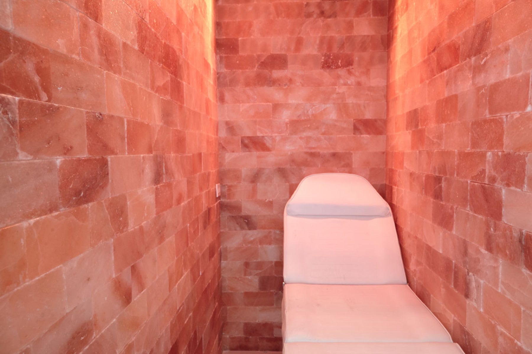 Himalayan Salt Room 16' x 16' Surface Area - 256 Sq feet